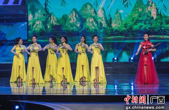 国家级非遗代表性项目桂林渔鼓。主办方供图 国家级非遗代表性项目桂林渔鼓。主办方供图